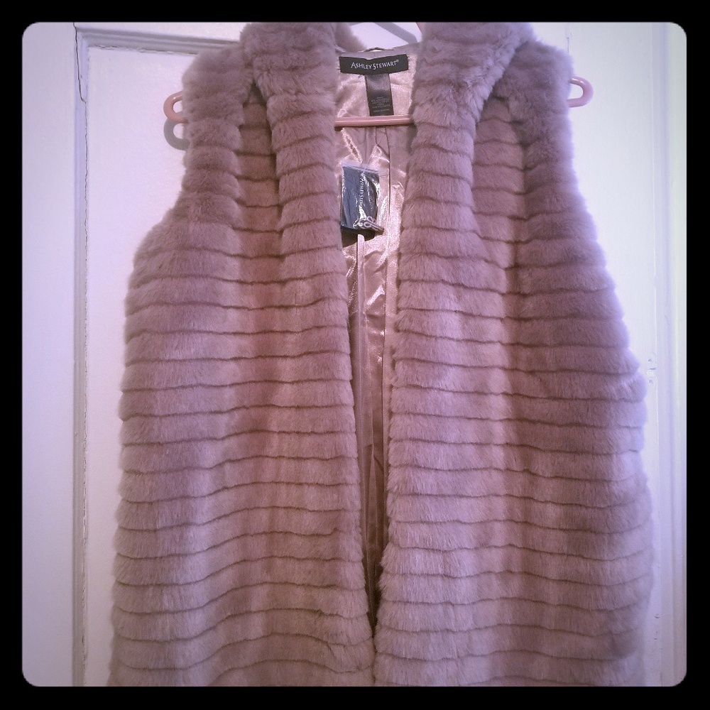 Ashley Stewart Faux Fur Vest in Taupe - Picture 4 of 8